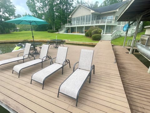 Private Dock for Boats, Fishing, Relaxing