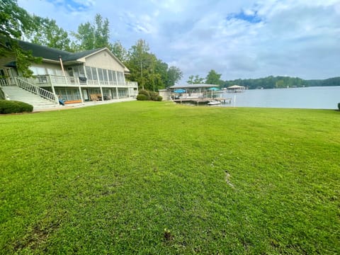 Lots of Room for Yard Games