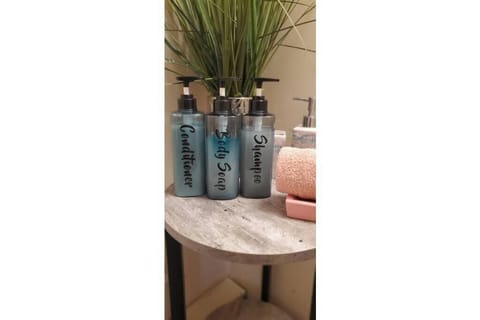 Bathroom amenities