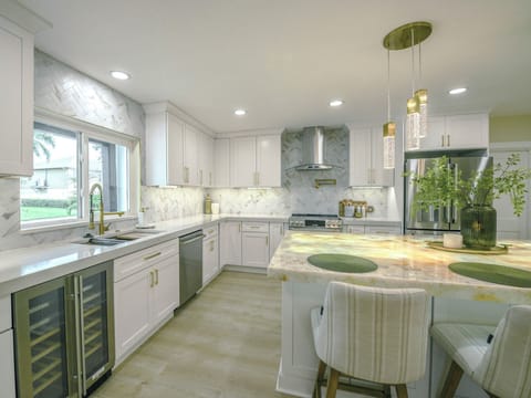 Enjoy all new luxury appliances including a wine cooler for all your fav wines.