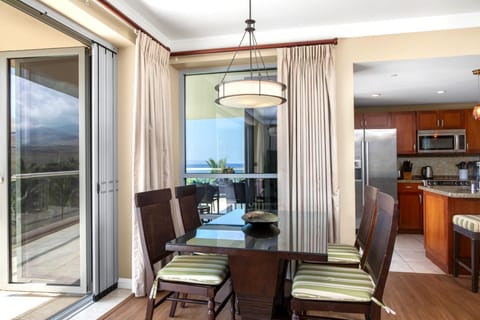 HKH-520 Make memories where meals and moments come together