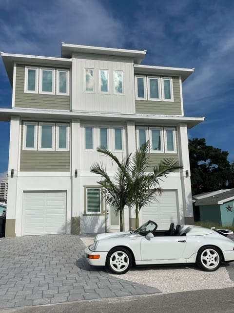 Three floors with elevator for easy access to all floors