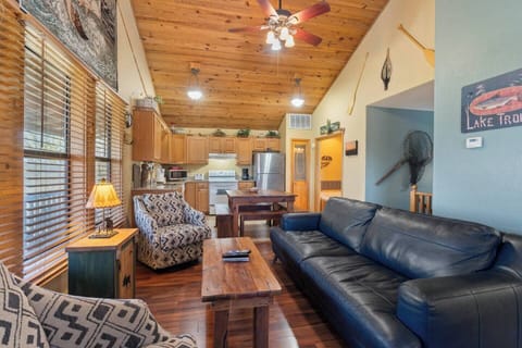 bbea90a9-7115-4a3c-8551-ff003b69b7be