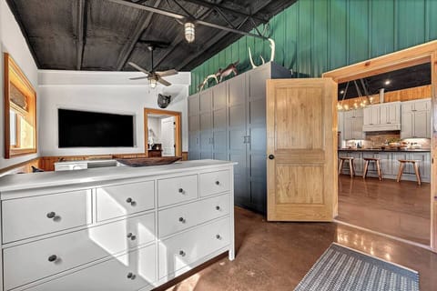 Bunkroom sitting area and entrance to living space