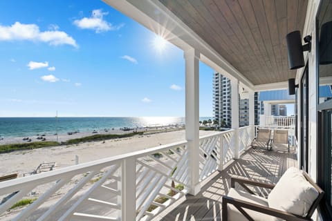 Emerald Retreat | Gulf Views From 2nd Floor Balcony