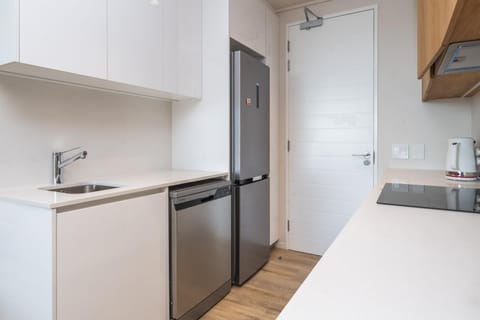 The Beach House Hout Bay Luxury Beachfront Studio (34419)