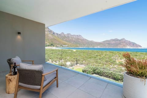Beach House Studio with  Scenic Hout Bay Views (33708)