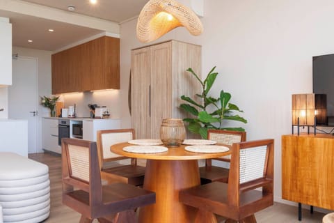 Hout Bay Beach House Ground Floor Studio with Pool (33571)