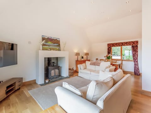 Living room/dining room | Corrie Burn Villa, Ullapool