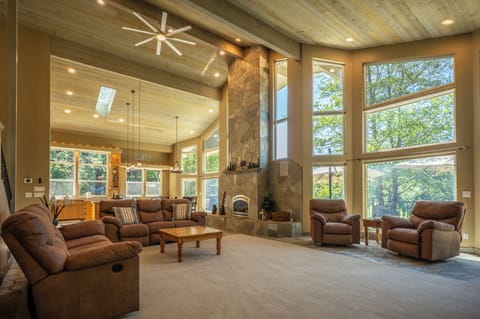 Beautiful Open Floor Plan