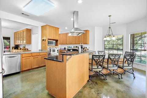 Kitchen from the entryway