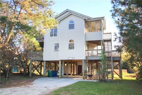 CV06: Golden Week | Front Exterior