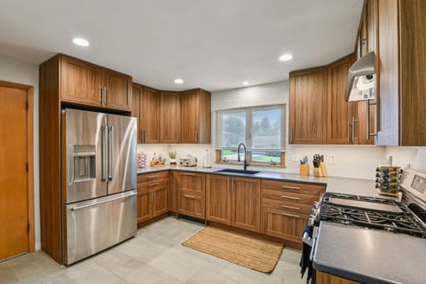 Indoors, Kitchen, Appliance, Refrigerator, Sink