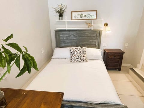 Urban Retreat w/A+ Location! Apartment in Coral Gables