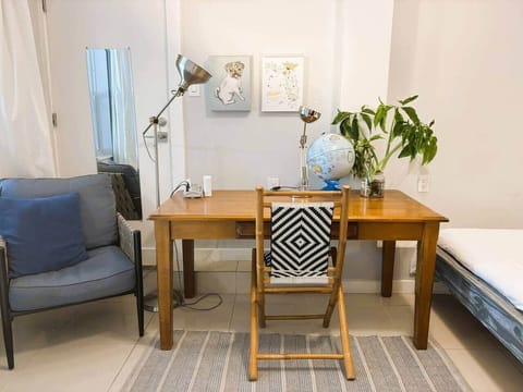 Urban Retreat w/A+ Location! Apartment in Coral Gables