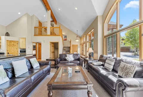 
Living room (main floor): Gas fireplace, Smart TV, radiant heat, no A/C