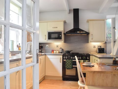 Kitchen | Hillside Cottage, Glossop