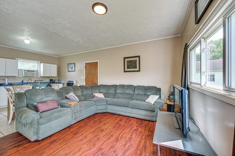 Living Room | Full Sleeper Sofa