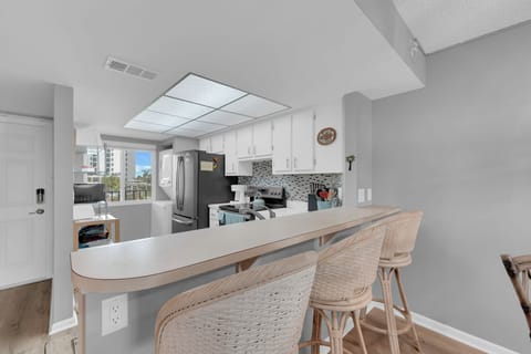 Additional seating at the bar