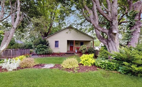 Welcome to the Grove House!