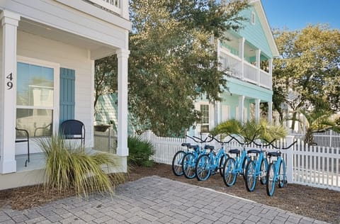 Welcome to Southern Charm