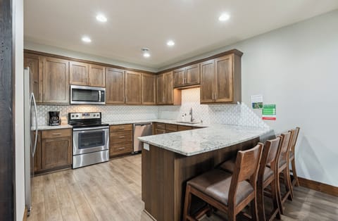Fully Stocked Kitchen