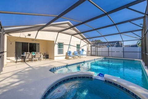 77-web-or-mls-exterior-11