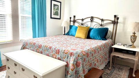 Beautifully Decorated Bedroom 