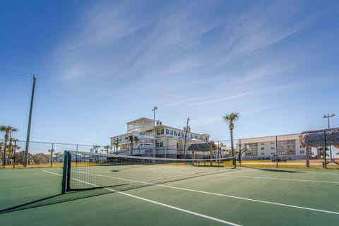 Rally on pristine courts with plenty of room to run.