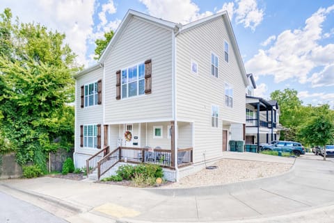 Welcome to your Fayetteville retreat! Plenty of parking and a charming porch set the tone for your stay.