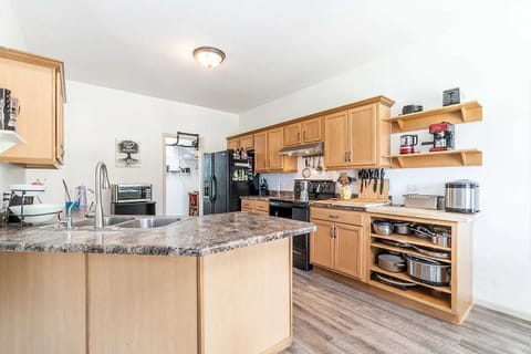 Everything you need for home-cooked feasts