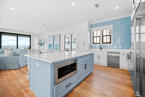 Azura - First Floor -Kitchen