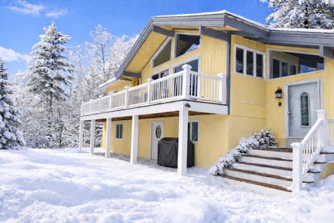 Sunny chalet with spectacular views