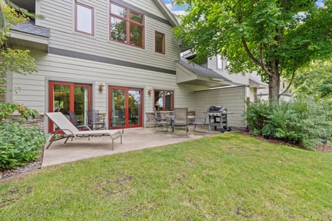 Lakefront Patio + Grill