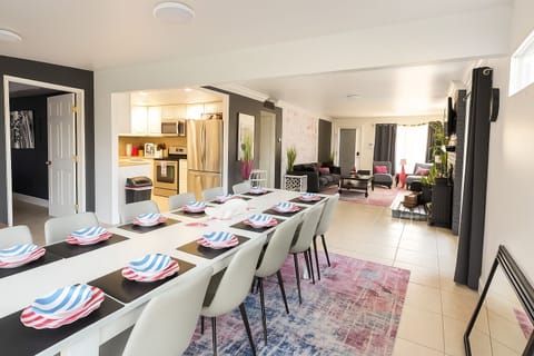 12-person Dining Area