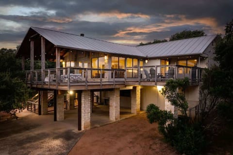 Rustic Chic Retreat w/ Spacious Deck