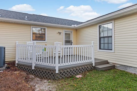Relaxing Back Deck with Fenced Yard