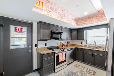 fully equipped kitchen