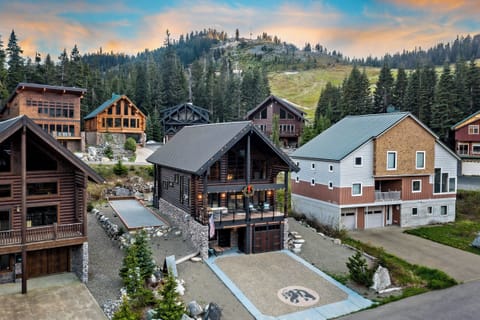 Gather the family for mountain views, cozy nights, and lasting memories