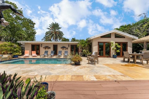 Heated and chilled pool