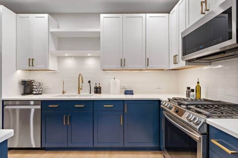 Full Kitchen 1 - Lower Level 