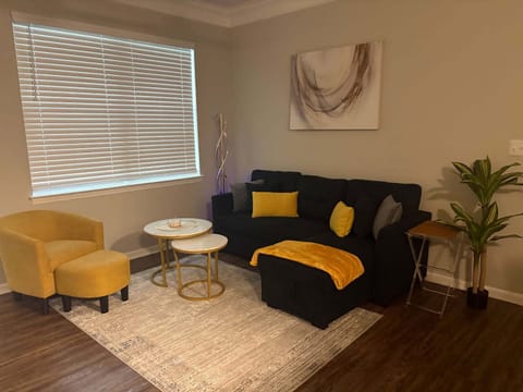 Cuddle up on the sofa or pull out the bed to relax. Lift the chaise for pillows.