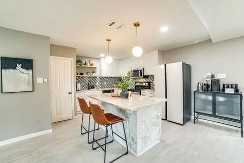 Kitchen | Dishwasher