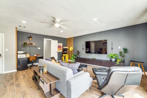 Carrollton Vacation Rental | 3BR | 2BA | 1,804 Sq Ft | Small Step to Enter