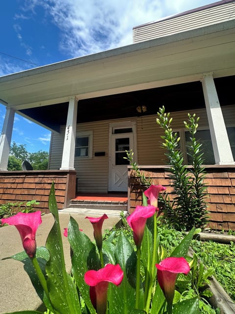 Front of house; front porch