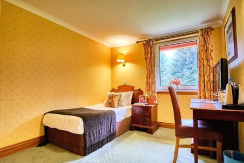 Bedroom. Interior and views may vary based on location and availability.