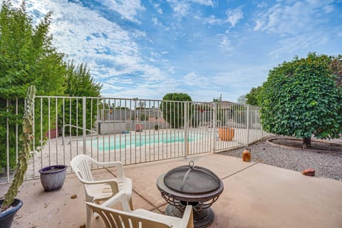 Sun City Vacation Rental | 3BR | 2BA | 1,700 Sq Ft | Small Step to Enter