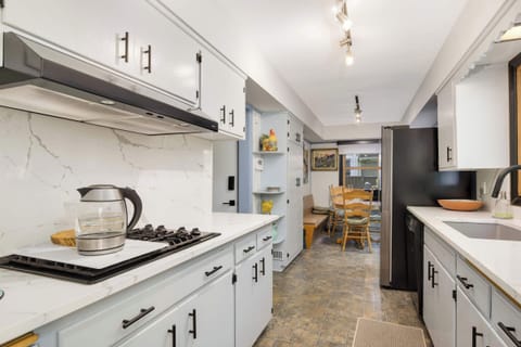 Fully equipped kitchen for all your cooking needs!