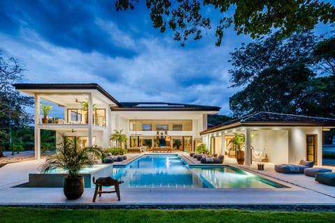 Villa Luma- Twilight 