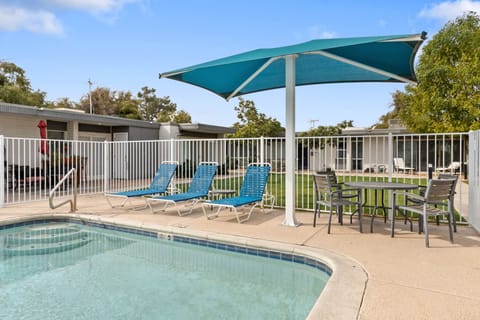 Shared Community Pool